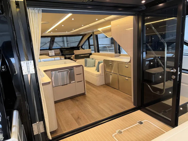 Slide: The Image of Cruisers 57 FLY 2026 - 33