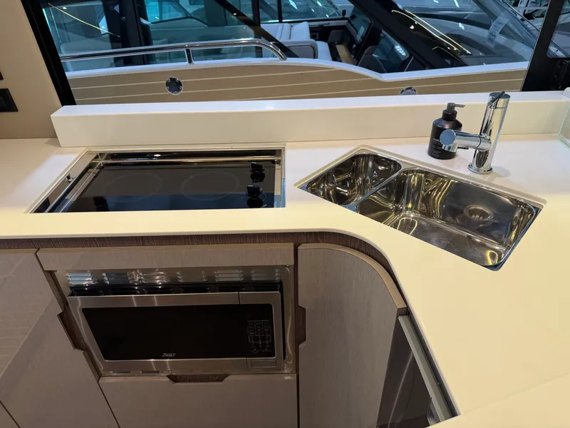 Slide: The Image of Cruisers 57 FLY 2026 - 38