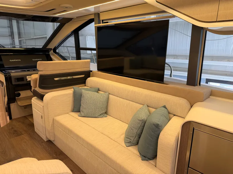 Slide: The Image of Cruisers 57 FLY 2026 - 41