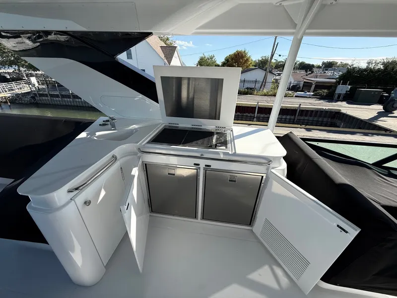 Slide: The Image of Cruisers Yachts 57 FLY 2026 - 16