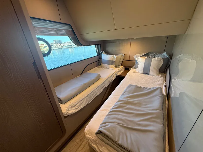 Slide: The Image of Cruisers Yachts 57 FLY 2026 - 29