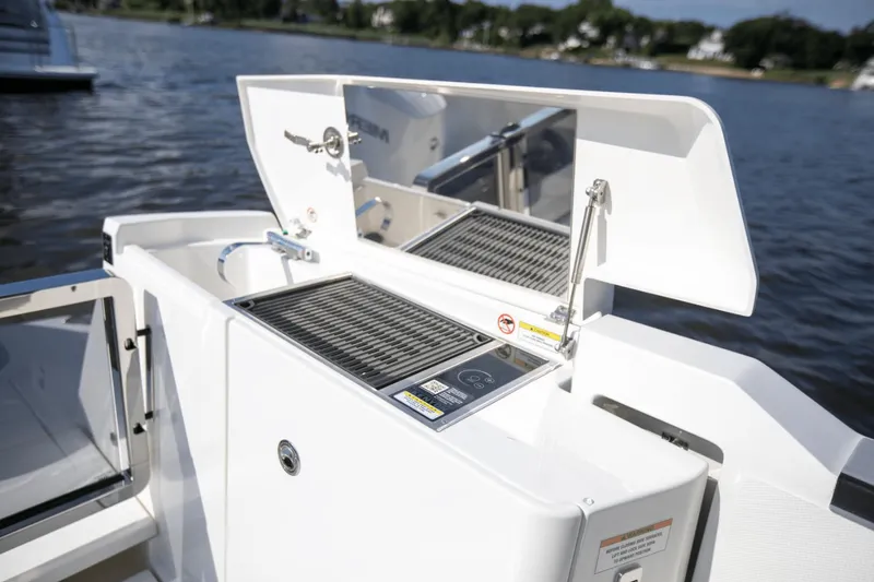 Slide: The Image of Saxdor 400 GTO 2025 - 35