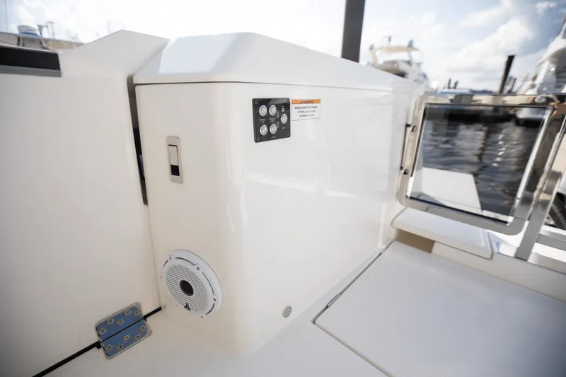 Slide: The Image of Saxdor 400 GTO 2025 - 37