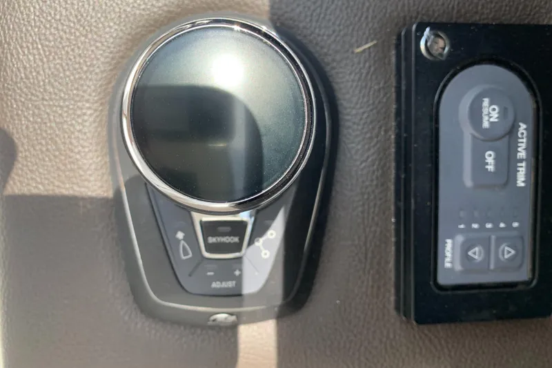 Slide: The Image of Joystick, Active Trim - 14