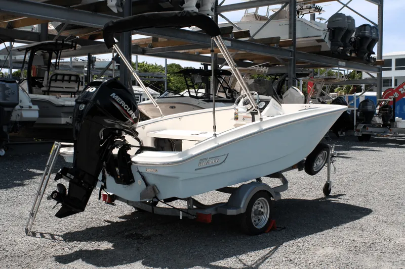 Slide: The Image of Boston Whaler 130 Super Sport 2025 - 4