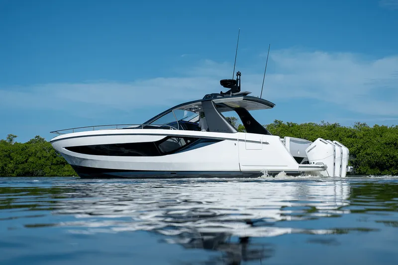 Slide: The Image of Azimut Verve 42 2026 - 39
