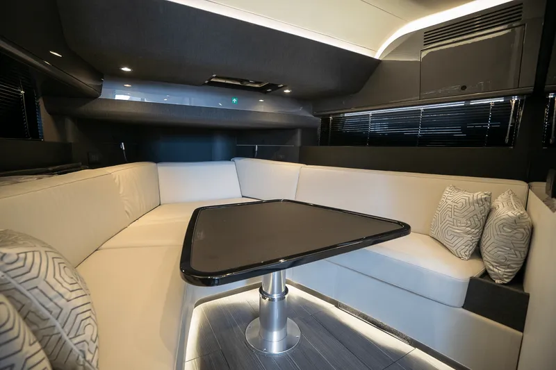 Slide: The Image of Azimut Verve 42 2026 - 22