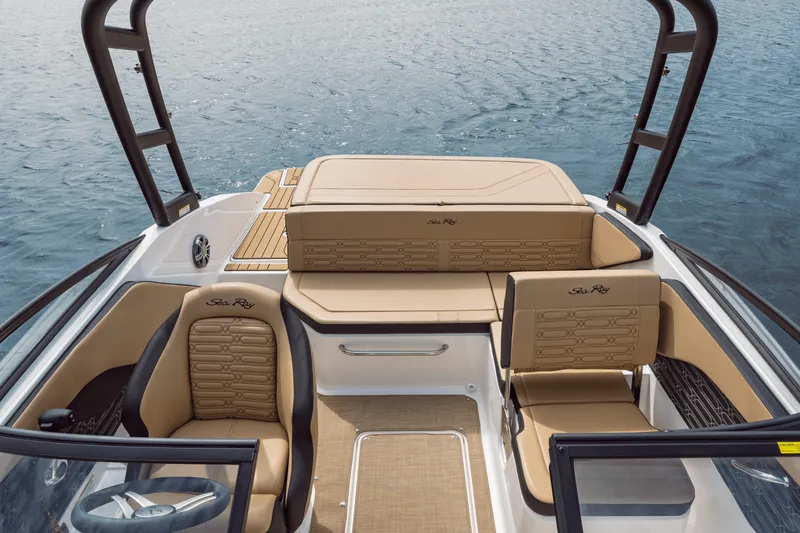 Slide: The Image of Sea Ray SPX 190 2025 - 23