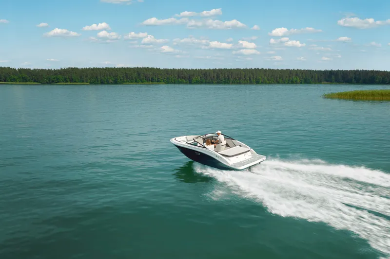 Slide: The Image of Sea Ray SPX 190 2025 - 57