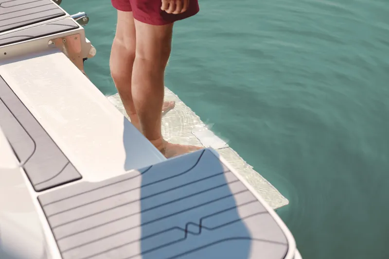 Slide: The Image of Sea Ray SPX 190 2025 - 65