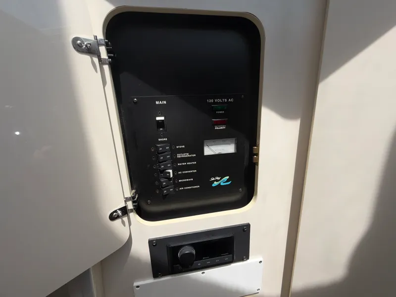 Slide: The Image of Sea Ray 290 SUNDANCER 1996 - 15