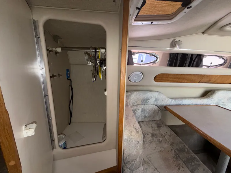 Slide: The Image of Sea Ray 290 SUNDANCER 1996 - 21