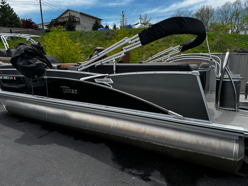 Slide: The Image of Tahoe CASCADE 2385 2023 - 3
