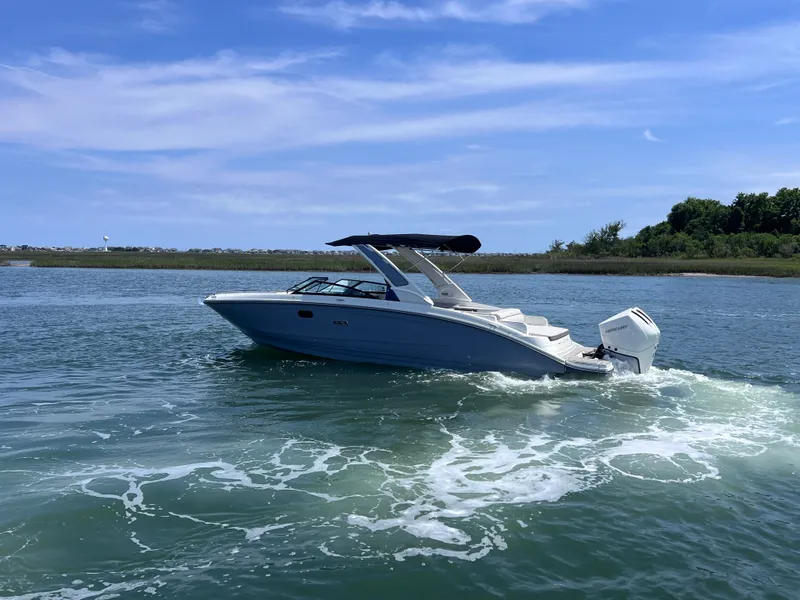 Slide: The Image of Sea Ray SDX 290 Outboard 2026 - 6