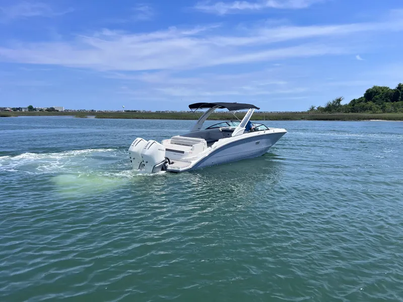 Slide: The Image of Sea Ray SDX 290 Outboard 2026 - 10