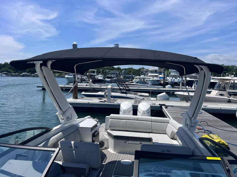 Slide: The Image of Sea Ray SDX 290 Outboard 2026 - 33