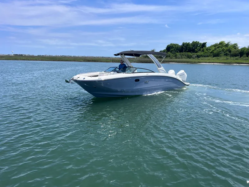 Slide: The Image of Sea Ray SDX 290 Outboard 2026 - 12