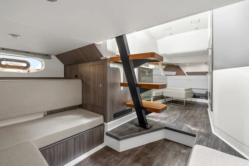 Slide: The Image of Sea Ray Sundancer 370 Outboard 2026 - 33