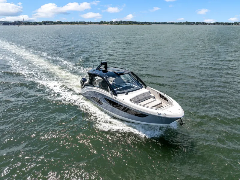 Slide: The Image of Sea Ray Sundancer 370 Outboard 2026 - 2