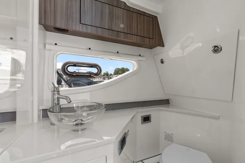 Slide: The Image of Sea Ray Sundancer 370 Outboard 2026 - 36