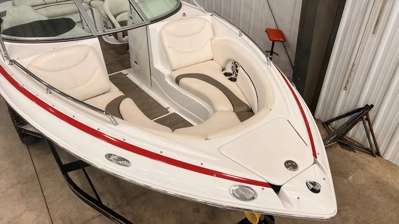 Slide: The Image of Cruisers 258 SPORT SERIES 2013 - 10
