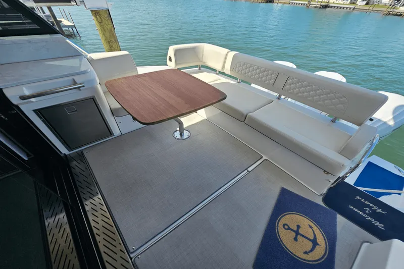 Slide: The Image of Regal 42 COUPE XO 2021 - 16