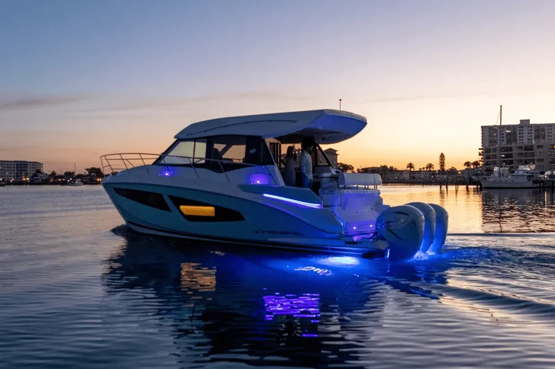 Slide: The Image of Regal 42 COUPE XO 2021 - 2