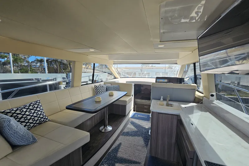 Slide: The Image of Regal 42 COUPE XO 2021 - 25