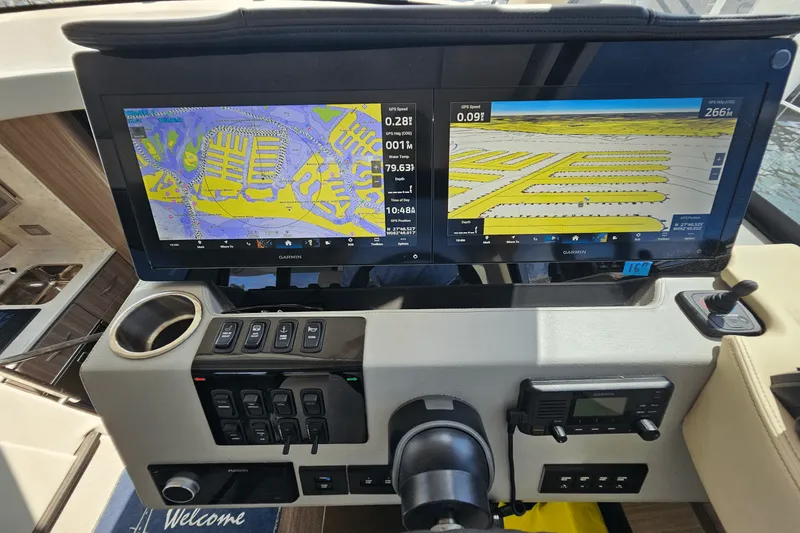 Slide: The Image of Regal 42 COUPE XO 2021 - 31