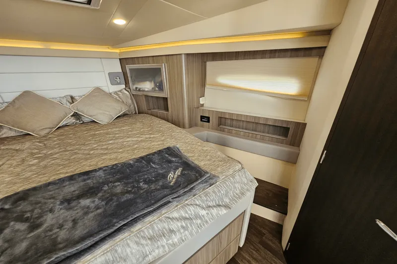 Slide: The Image of Regal 42 COUPE XO 2021 - 42