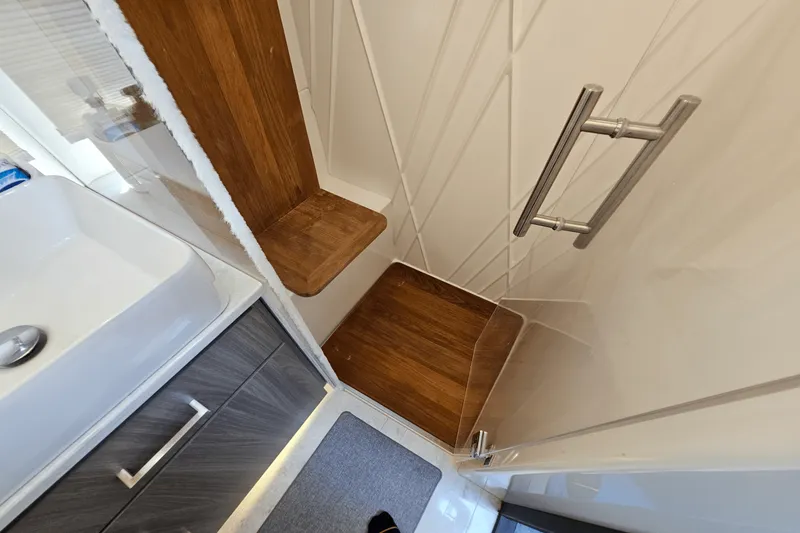 Slide: The Image of Regal 42 COUPE XO 2021 - 48