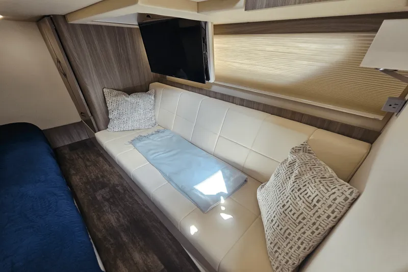 Slide: The Image of Regal 42 COUPE XO 2021 - 53