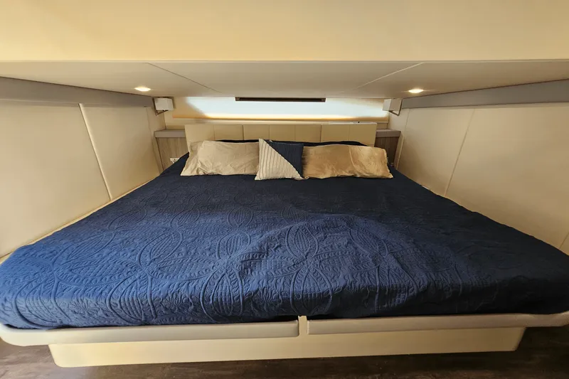 Slide: The Image of Regal 42 COUPE XO 2021 - 54