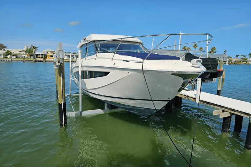 Slide: The Image of Regal 42 COUPE XO 2021 - 6