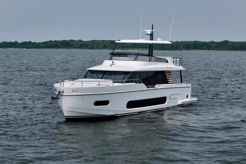 Slide: The Image of Azimut Magellano 60 2026 - 17