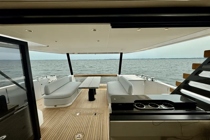 Slide: The Image of Azimut Magellano 60 2026 - 30