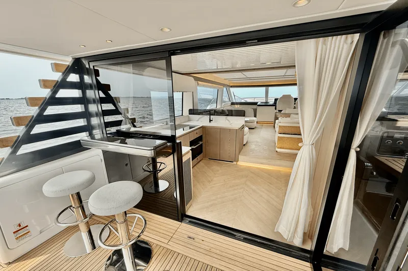 Slide: The Image of Azimut Magellano 60 2026 - 31