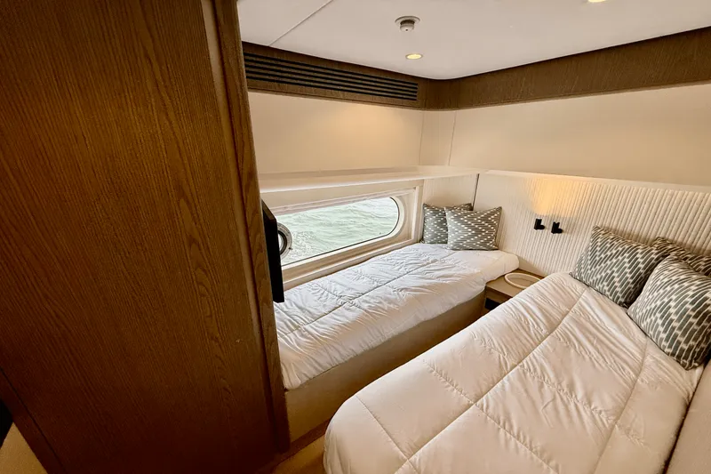 Slide: The Image of Azimut Magellano 60 2026 - 68