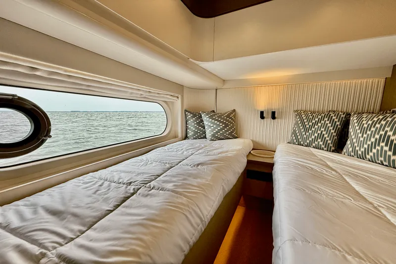 Slide: The Image of Azimut Magellano 60 2026 - 69