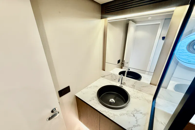 Slide: The Image of Azimut Magellano 60 2026 - 72