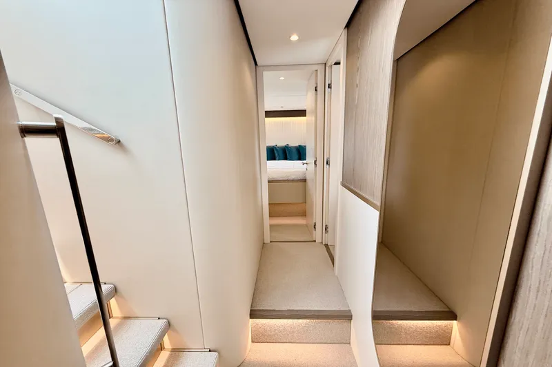 Slide: The Image of Azimut Magellano 60 2026 - 55