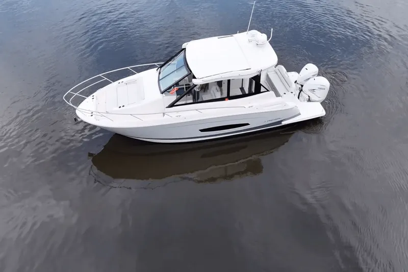 Slide: The Image of Regal 36 XO 2022 - 10