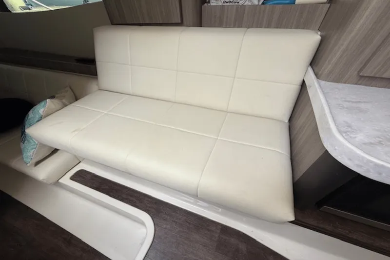 Slide: The Image of Regal 36 XO 2022 - 45