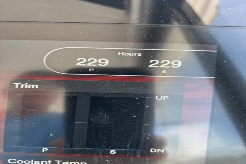 Slide: The Image of Regal 36 XO 2022 - 56