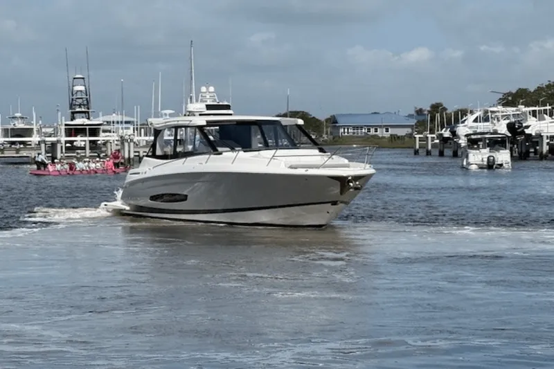 Slide: The Image of Regal 36 XO 2022 - 59