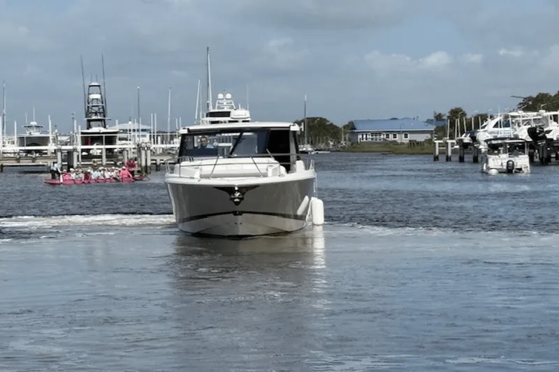 Slide: The Image of Regal 36 XO 2022 - 63