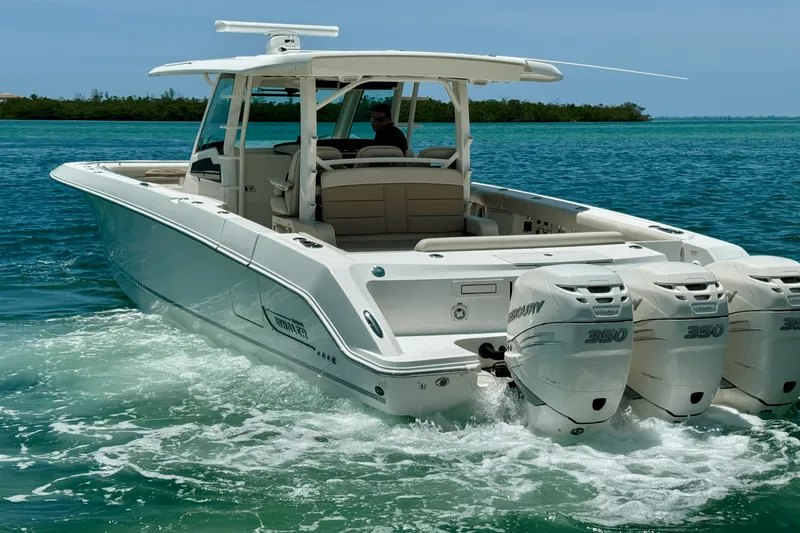 Slide: The Image of Boston Whaler 380 OUTRAGE 2018 - 60