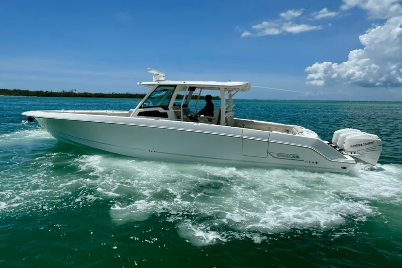 Slide: The Image of Boston Whaler 380 OUTRAGE 2018 - 63