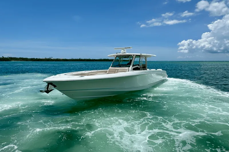Slide: The Image of Boston Whaler 380 OUTRAGE 2018 - 70