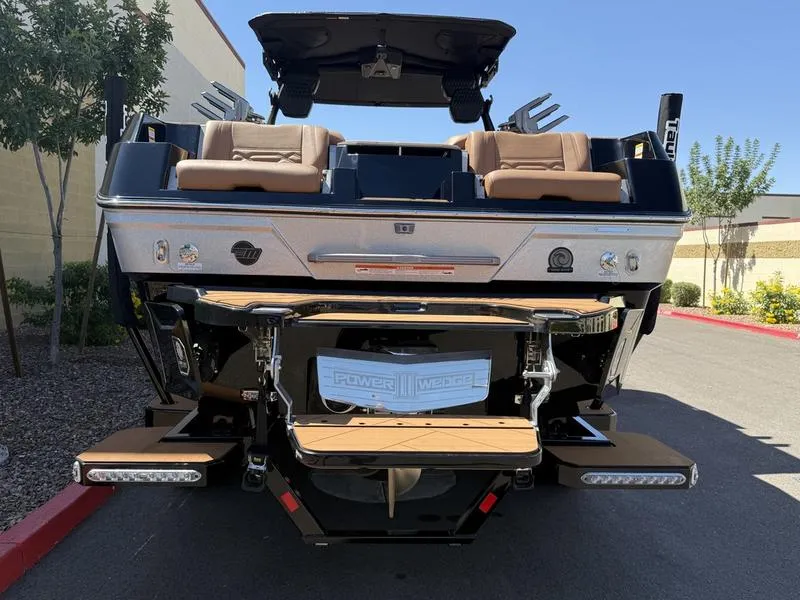 Slide: The Image of Malibu 26 LSV 2026 - 4